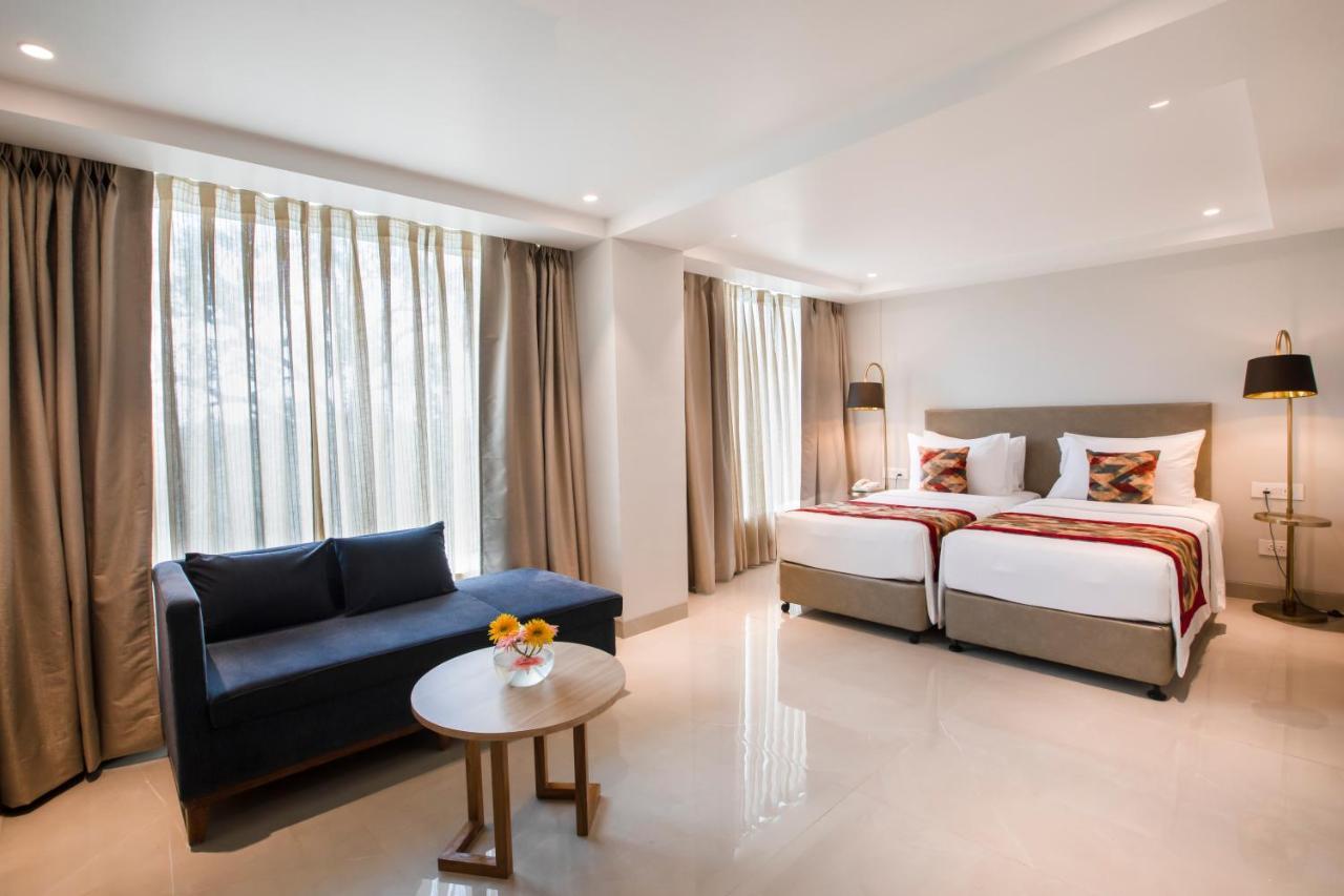 Radisson Hotel Bareilly Airport Exteriör bild